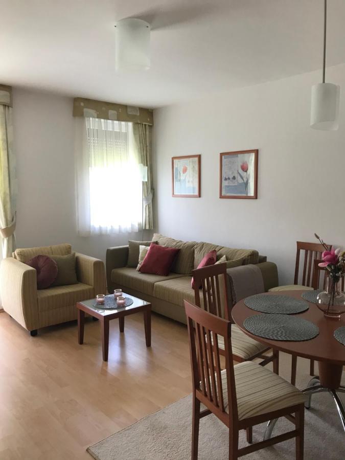 Lili Apartman Birdland Buekfuerdo Buk Exterior foto