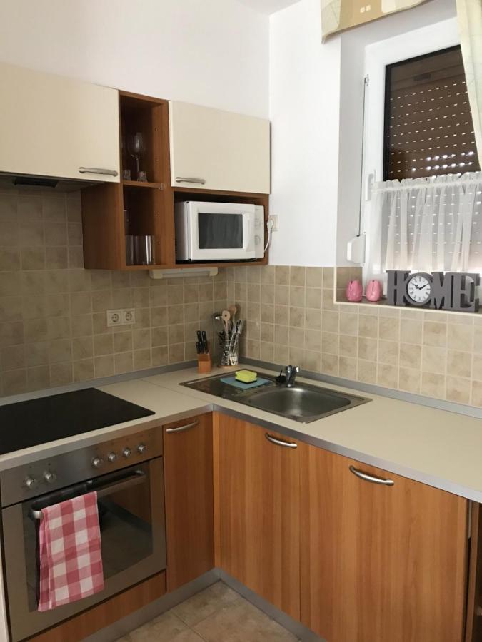Lili Apartman Birdland Buekfuerdo Buk Exterior foto